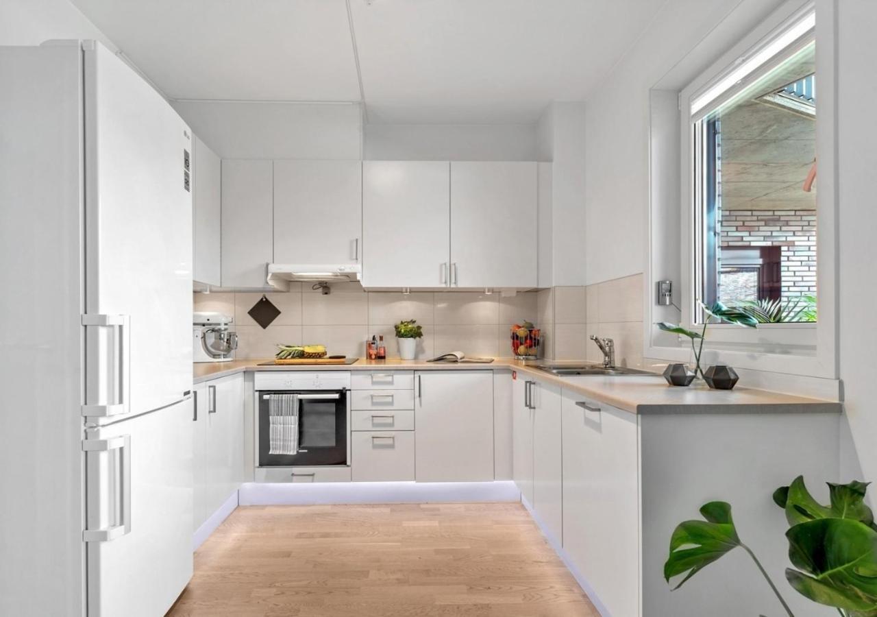 Seaside Apt - 2 Sunny Balconies - Modern - 6 Pax Осло Екстер'єр фото